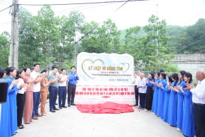 Khánh thành công trình bê tông hoá 1000m đường đất tại phường Việt Hưng