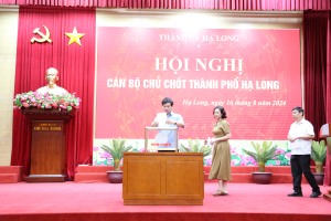 Hội nghị quy trình 5 bước bầu bổ sung uỷ viên BCH Đảng bộ Thành phố 