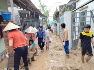 Phường Cao Xanh khắc phục xong hậu quả do mưa tại tổ 28,29, 30, khu 2B