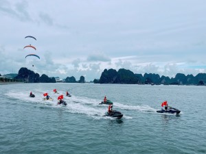    Tổng duyệt lễ hội “Vượt sóng Hạ Long năm 2024”