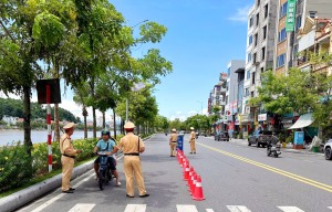 Hạ Long: 3 ngày kiểm tra gần 4.000 phương tiện, xử phạt hơn 578 triệu đồng