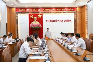 TT Thành uỷ nghe và cho ý kiến vào tiến độ khởi công các công trình chào mừng Đại hội Đảng các cấp.