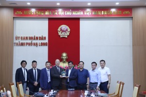 Đồng chí Nguyễn Tiến Dũng, Chủ tịch UBND Thành phố tiếp xã giao nhà đầu tư Nhật Bản