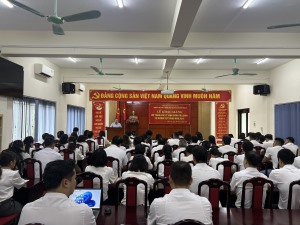 Khai giảng lớp Trung cấp lý luận chính trị - hành chính hệ không tập trung C301