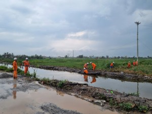 Phấn đấu khôi phục cấp điện trở lại cho toàn tỉnh vào ngày 20/9