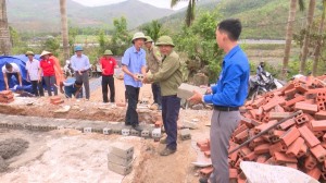 Hạ Long: Chung sức, đồng hành hỗ trợ người dân khắc phục nhà ở sau bão