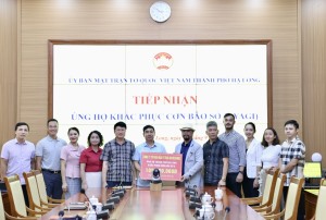 Công ty Cổ phần đầu tư Thái An Holdings ủng hộ TP Hạ Long 100 triệu đồng khắc phục thiệt hại sau bão số 3.