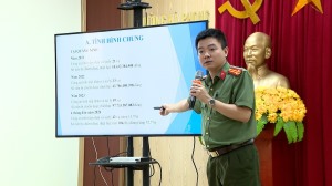 Phường Hà Phong: Tuyên truyền tội phạm lừa đảo trên không gian mạng.