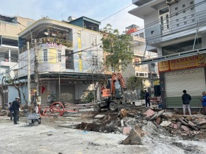 Tấp nập thi công các dự án phục vụ đời sống của nhân dân.