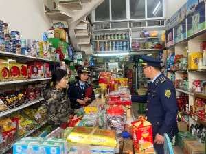 Tăng cường kiểm soát bình ổn giá trị trường dịp tết