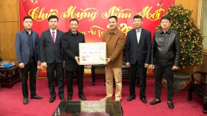Đồng chí Nguyễn Tuấn Minh, Phó Chủ tịch TT UBND Thành phố chúc tết Điện lực Quảng Ninh