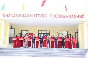 Khánh thành và gắn biển công trình chào mừng ĐH Đảng bộ các cấp cho công trình Nhà văn hoá khu Trới 5