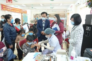 Ghi nhận chùm ca bệnh sởi tại TP Hạ Long