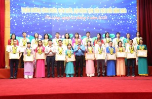 TP Hạ Long: Tuyên dương 50 công nhân, viên chức, lao động tiên tiến tiêu biểu năm 2024