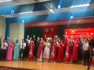Phường Hồng Hải tổ chức chương trình văn nghệ chào mừng Ngày Giải phóng miền Nam